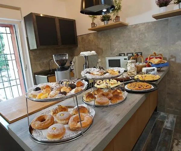 Rosso Cortese Guest house 4*