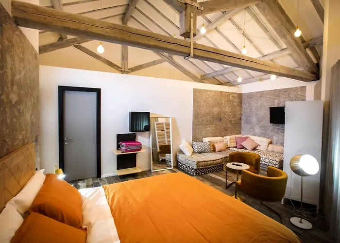 Rosso Cortese Guest house 4*